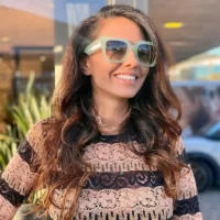 משקפי שמש אופנתיים לנשים