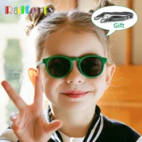 משקפי שמש אובליים לילדה