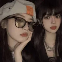 משקפי שמש קלות לנשים